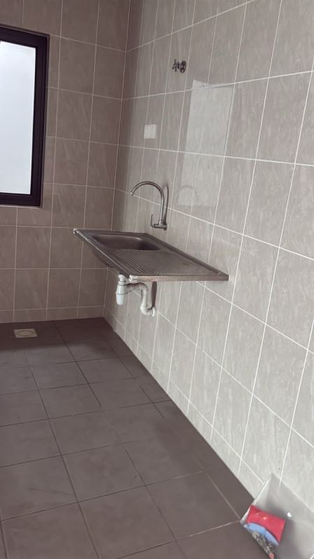 2BR Condominium in Canopy Hills