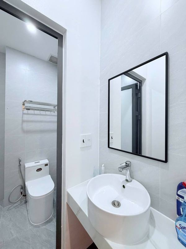 Studio Apartment on Ton That Thiep Street, My An