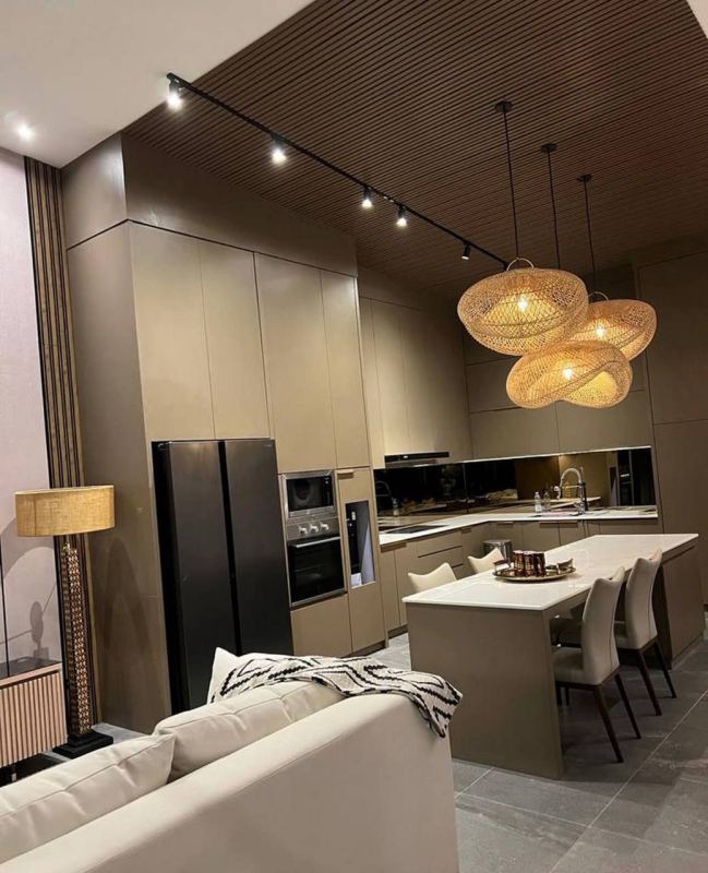 Spacious 2-Bedroom Apartment in Batu Bolong