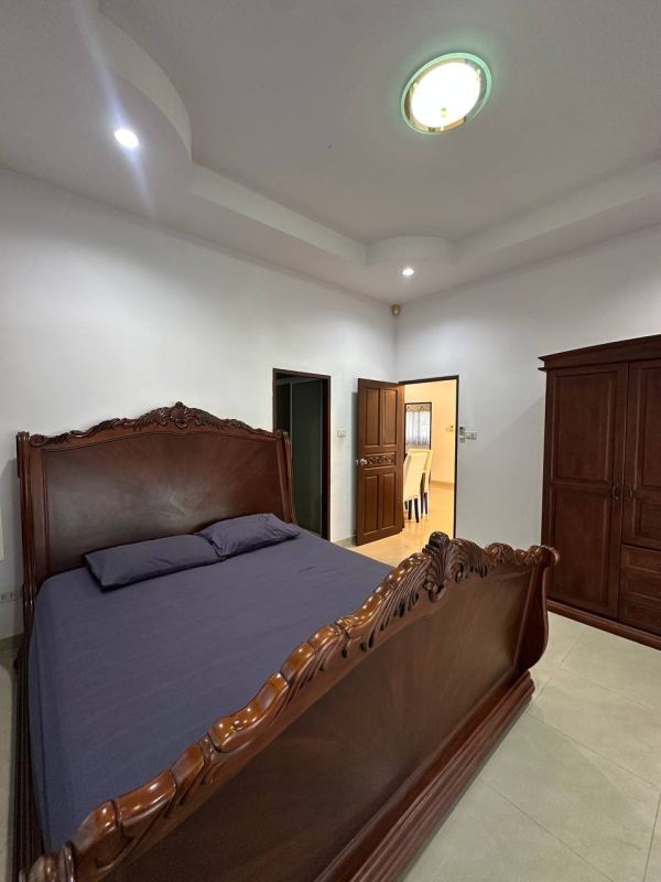 Дом с 3 спальнями и бассейном в Dusit Pattaya 1