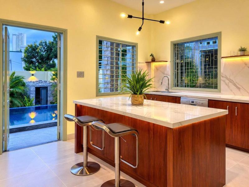 3BR Villa with Pool and Garden in Vinh Hoa