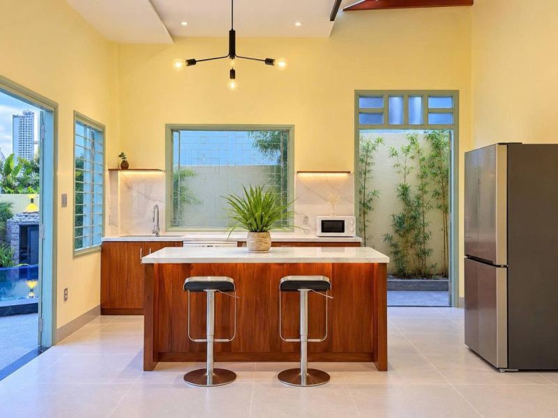 3BR Villa with Pool and Garden in Vinh Hoa