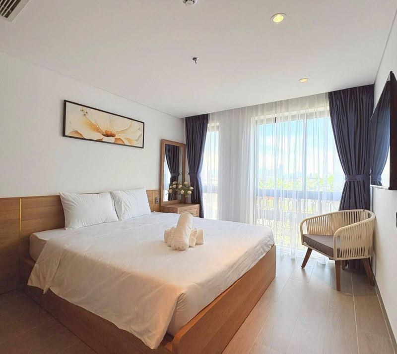 Brand-New 1-bedroom apartment in Ho Xuan Huong