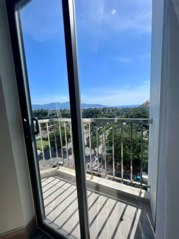 Studio with Balcony - Room 303