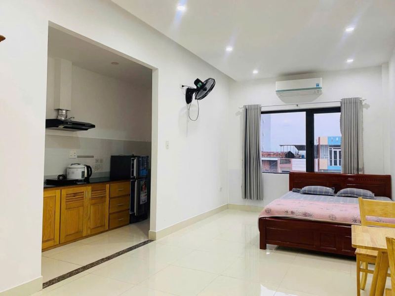 Studio Room 402 with Balcony in Ngu Hanh Son