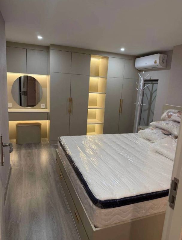 2BR Condo in L Tower 271
