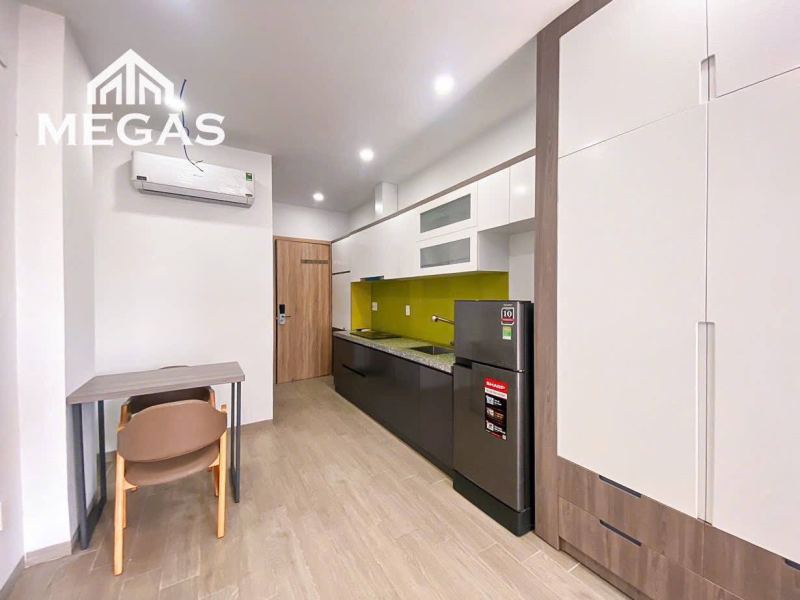 Studio Apartment with Balcony in Phuoc Hai