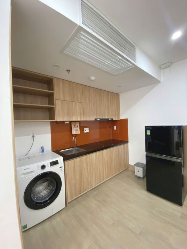 Studio apartment with balcony in Pham Van street, Son Tra