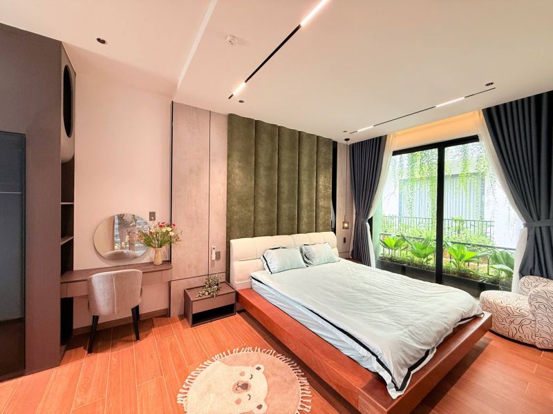4-bedroom house on Nguyen Chanh Street