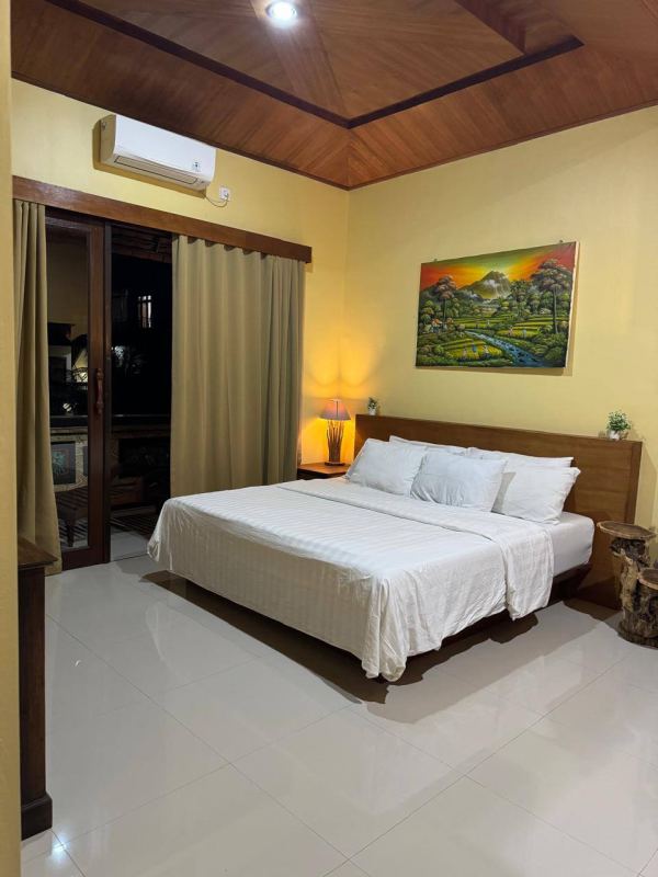 3BR Floor in 4-Storey House