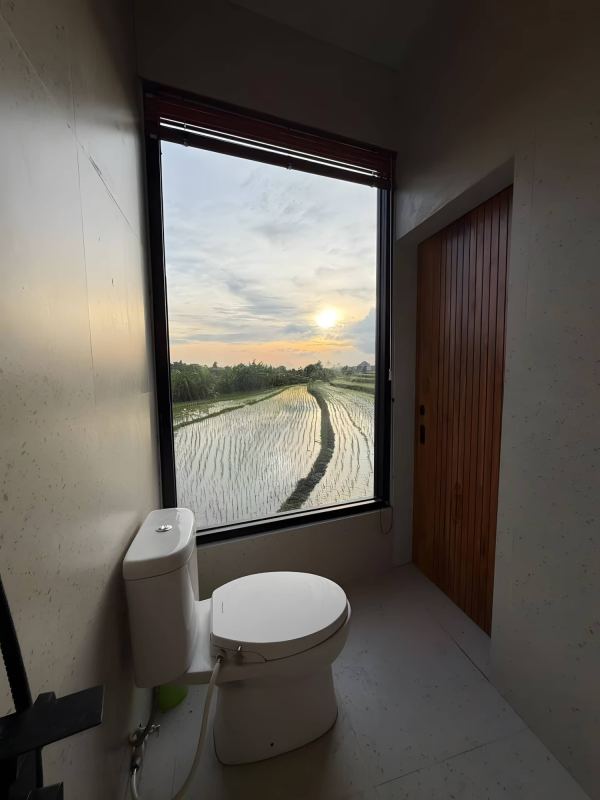 3‑Bedroom Villa with Pool and Garden