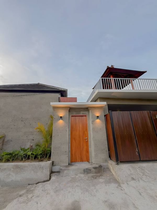 3‑Bedroom Villa with Pool and Garden