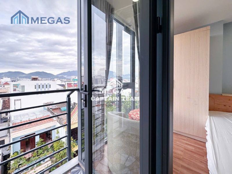 Studio Apartment with Balcony Near City Center