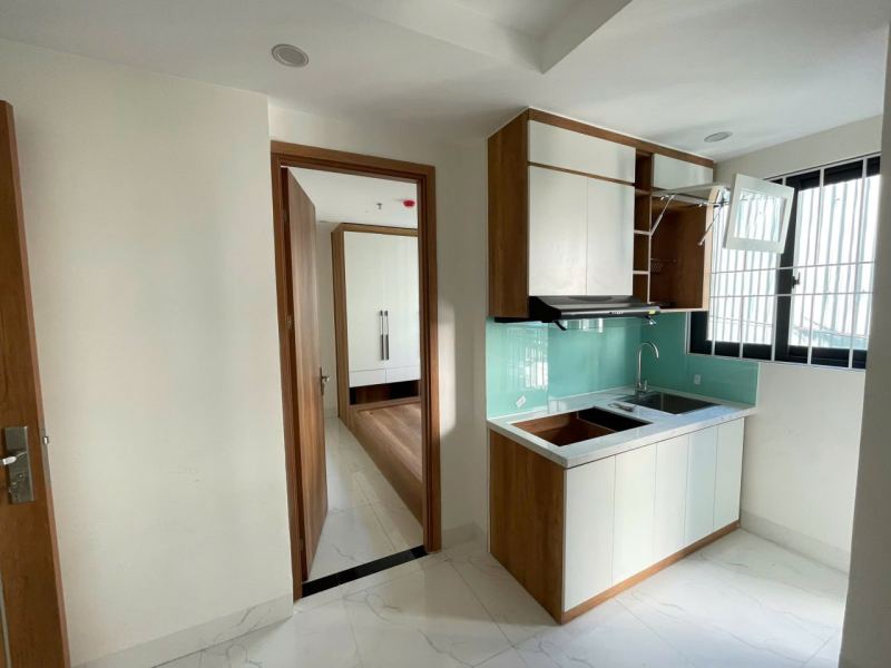 2-Bedroom Apartment on Ly Thai To Street