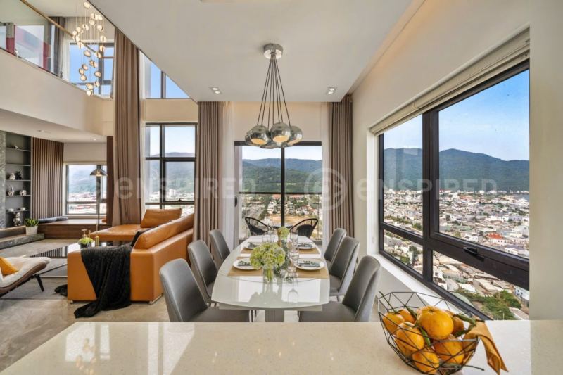 4 Bedroom Penthouse with Sea, Mountain and City Views