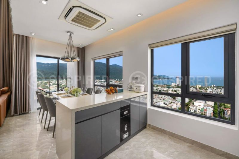 4 Bedroom Penthouse with Sea, Mountain and City Views