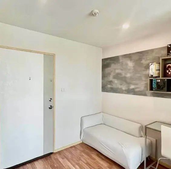 1-Bedroom Condo at Lumpini Ville Sukhumvit 76 Bearing