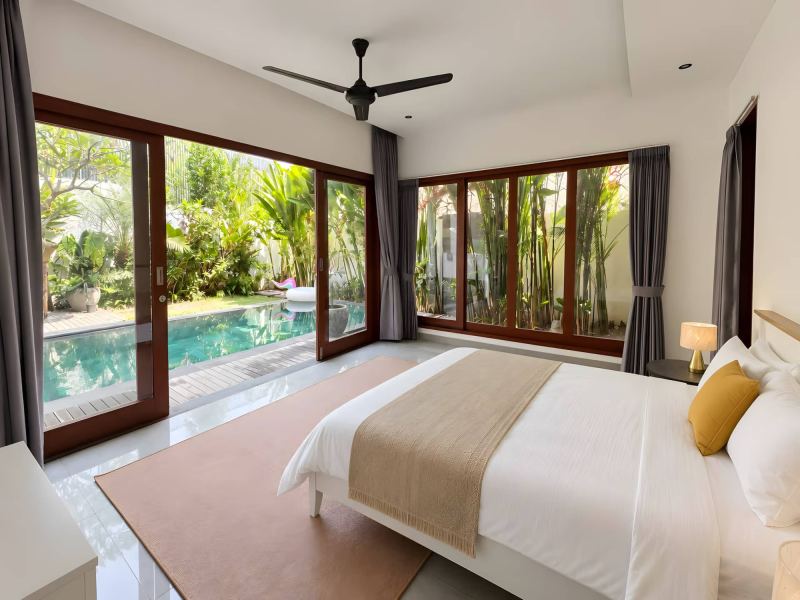 3‑Bedroom Villa in Seseh with Ocean View Balcony