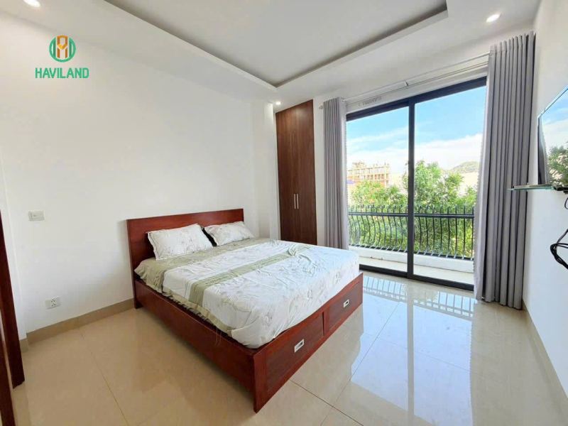 1-Bedroom Apartment on Luu Van Lang Street