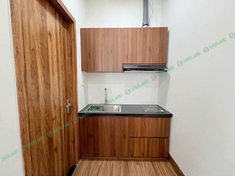 Studio Apartment on Hoang Cong Chat Street