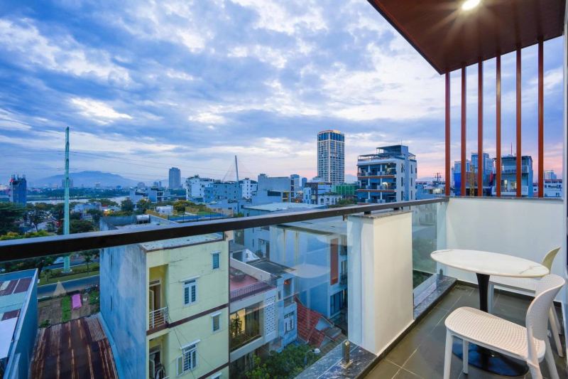 1BR apartment in My An near river