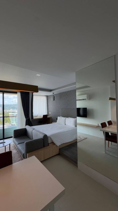 Studio near the sea in Karon