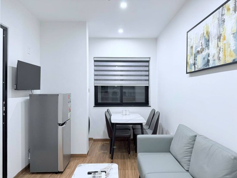 2BR Apartment on Chau Thi Vinh Te