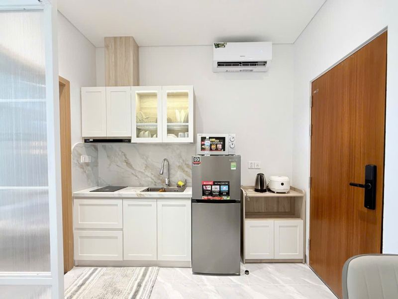 1 Bedroom Apartment with Balcony in An Hai