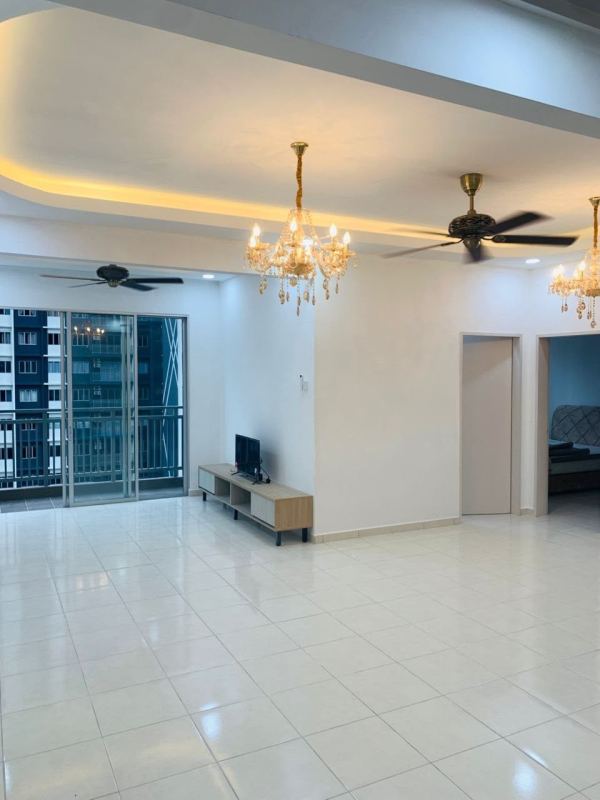 4 Bedroom Apartment in Residensi Sasar Sateria