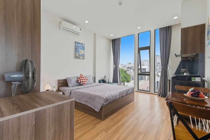 Fully Furnished Studio on Nguyen Cong Tru Street