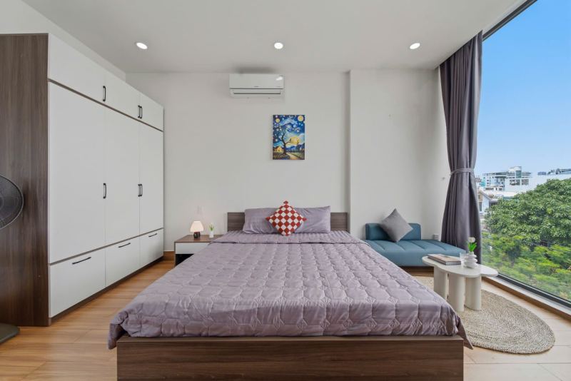 Fully Furnished Studio on Nguyen Cong Tru Street