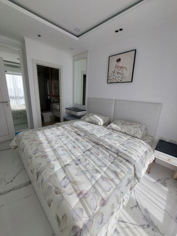 1 Bedroom Apartment in The Empire Tower
