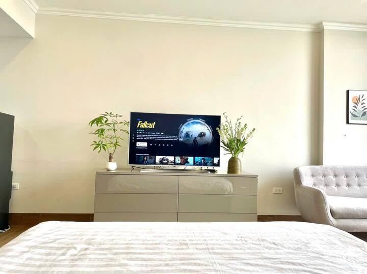 1 Bedroom Lake‑View Apartment