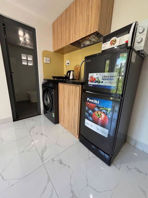 Studio Apartment on Luong The Vinh Street