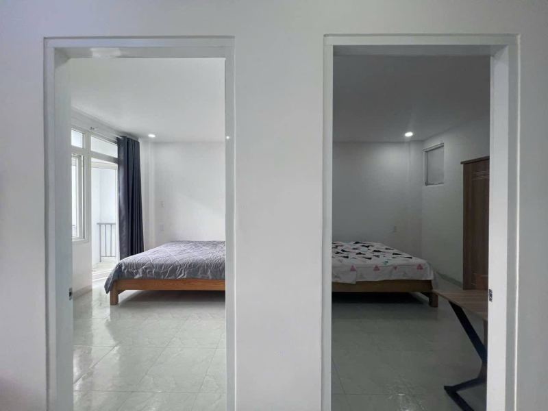 2 Bedroom Apartment with Large Balcony