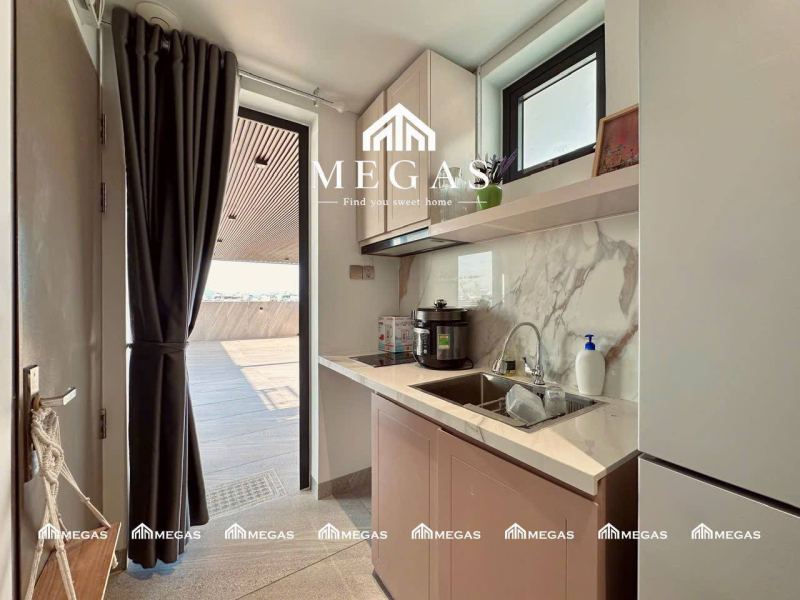 1-Bedroom Penthouse Ha Quang 2