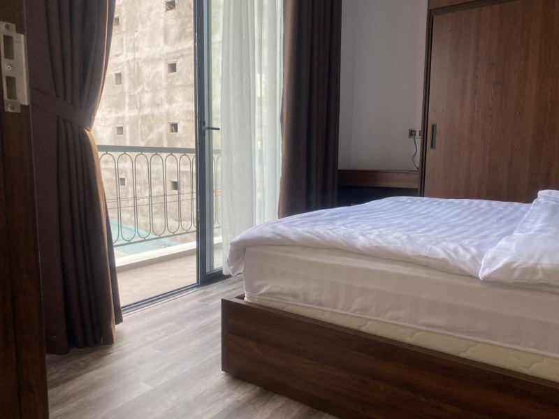 1‑Bedroom Apartment with Large Balcony