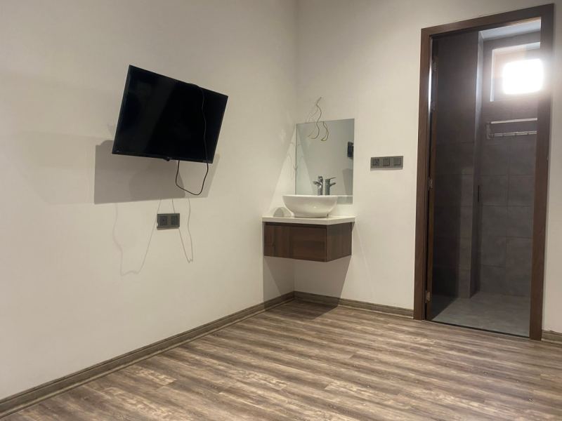 1‑Bedroom Apartment with Large Balcony