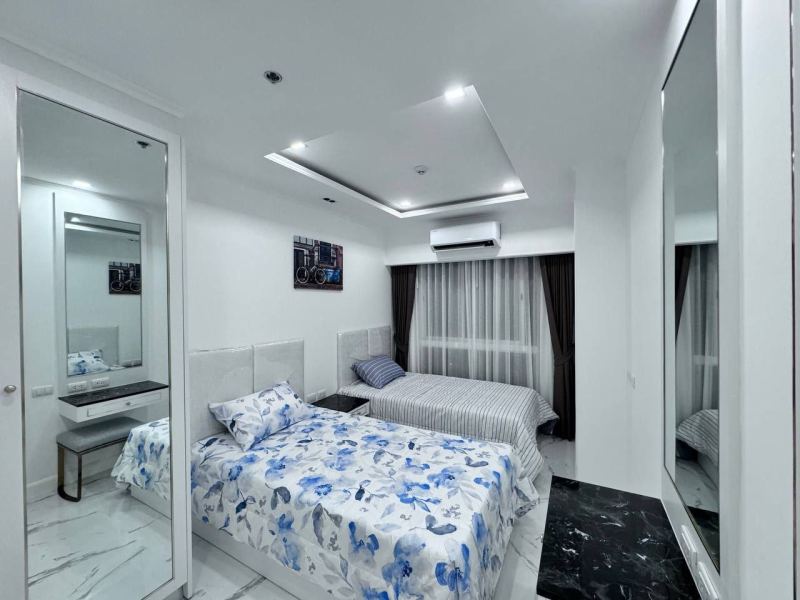 2‑Bedroom Apartment in Empire Tower, Jomtien