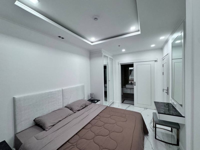 2‑Bedroom Apartment in Empire Tower, Jomtien