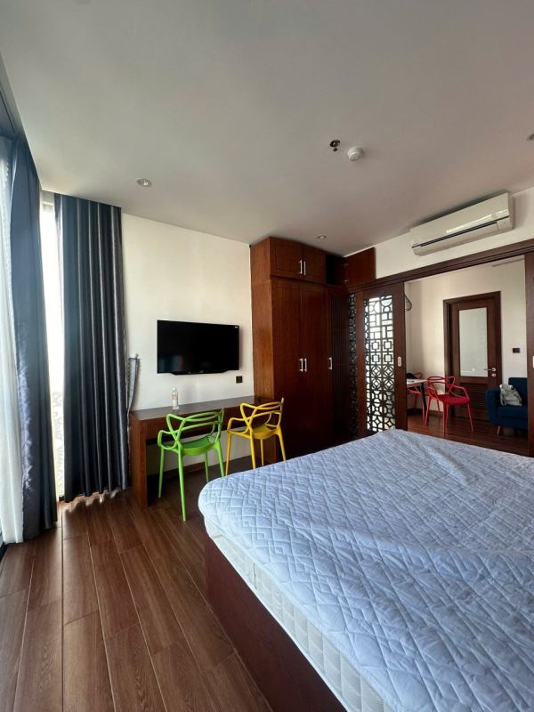 1 Bedroom Apartment with Pool