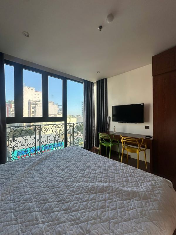 1 Bedroom Apartment with Pool