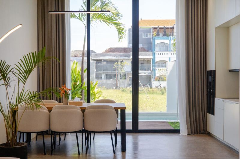 5 Bedroom Villa with Private Pool in Five Ocean