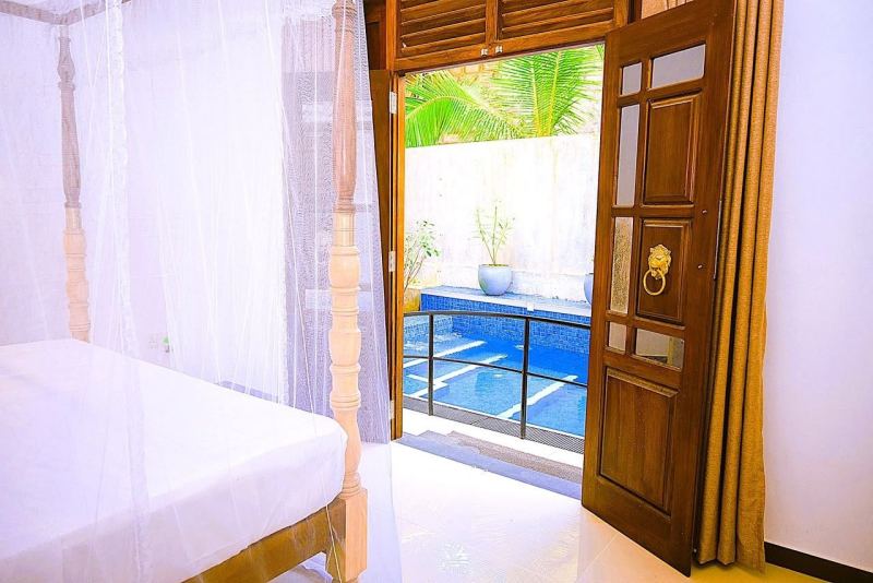 5 Bedroom Villa with Pool Near Hahngama