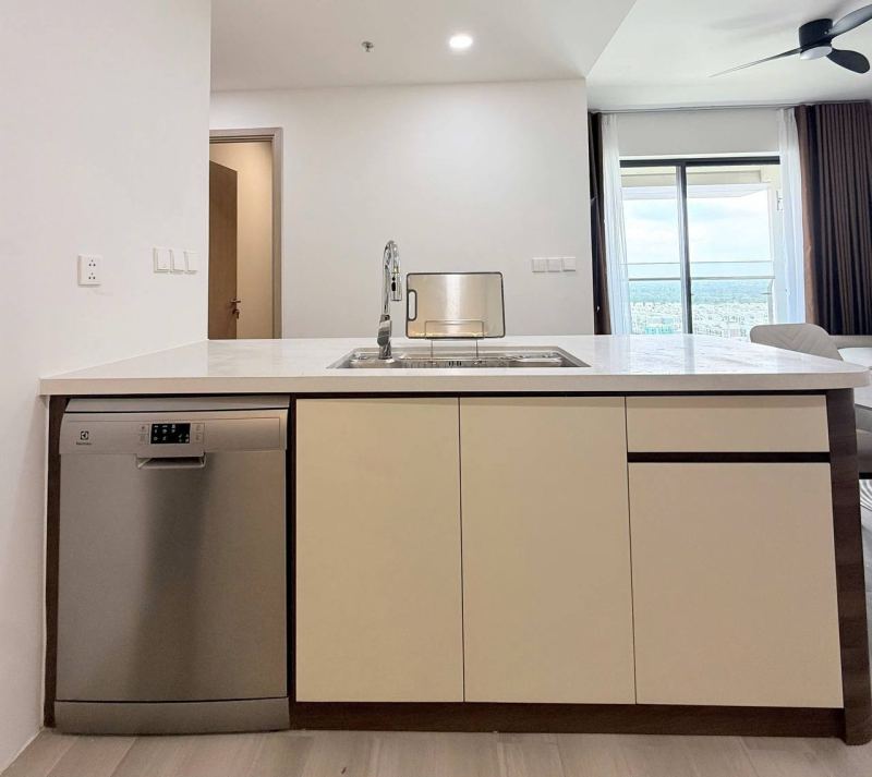 3 Bedroom Fully Furnished Apartment