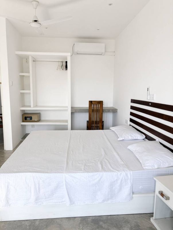 1 Bedroom in Beverly Hills Villa