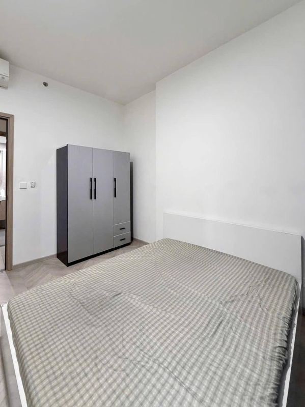 1BR+1 Apartment on Low Floor
