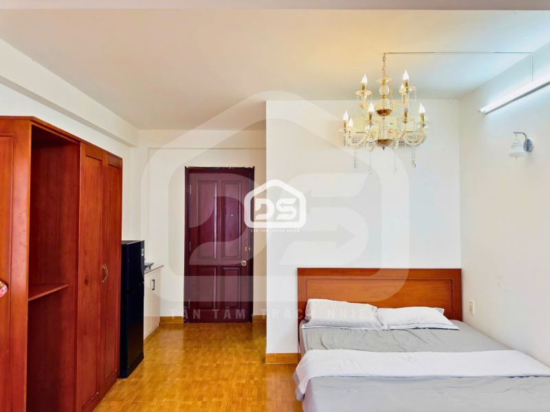 Studio apartment on Le Thanh Ton street