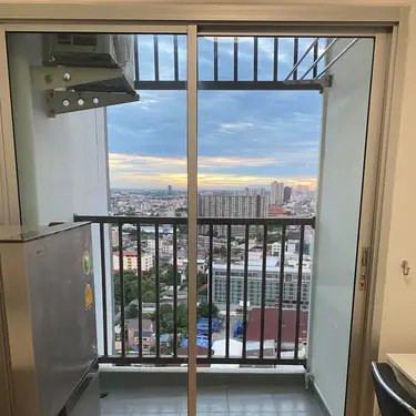 Studio Apartment in The Trust Condo Ngamwongwan