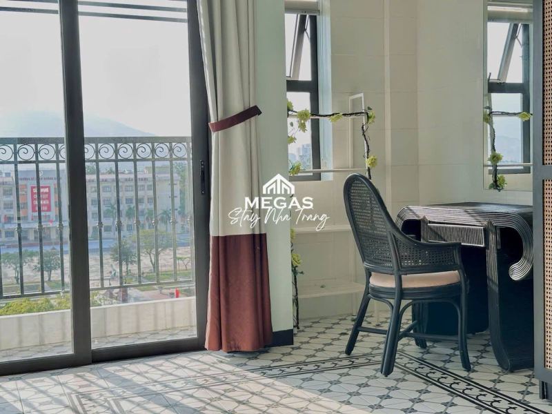 1-bedroom penthouse apartment on Biet Thu